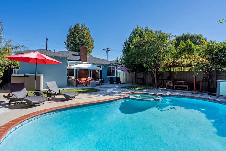 Charming 3BR Studio City Home with Pool & Backyard