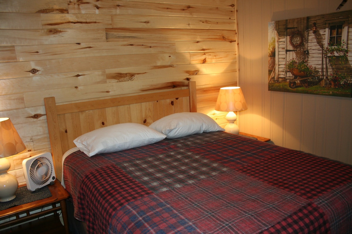 Chumba cha kulala 2, kitanda cha upana wa futi tano