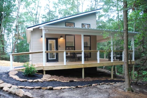 Hemlock Cottage - An enchanting place to stay!