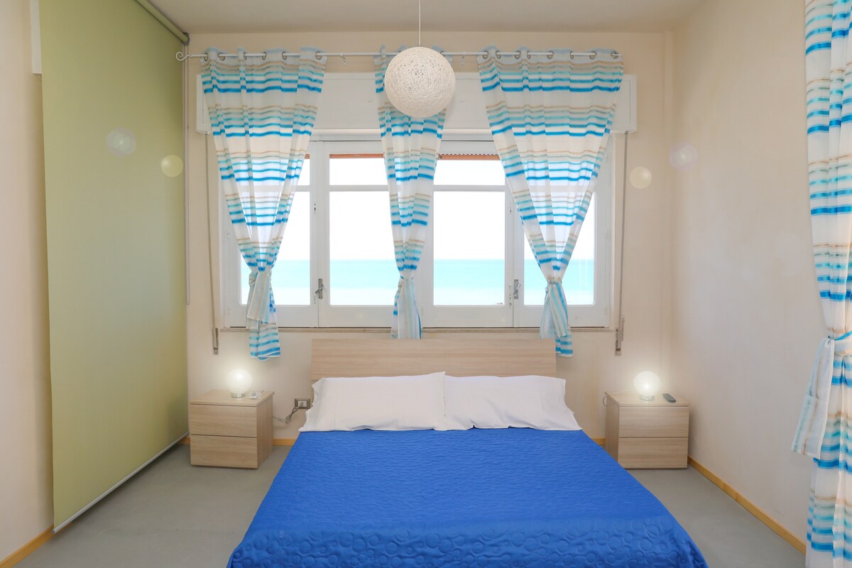 Kitanda cha watu wawili