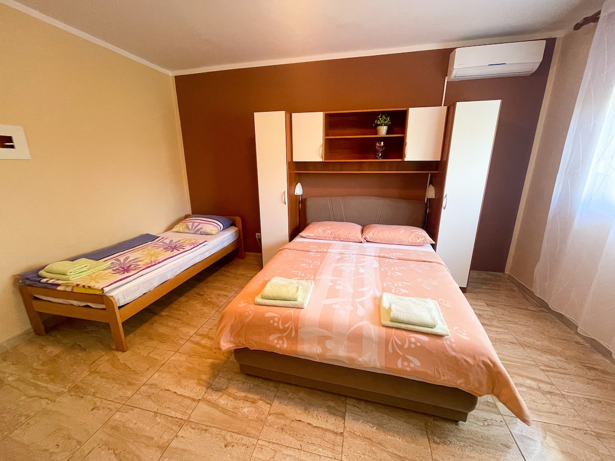 Apartman Combaj 3
