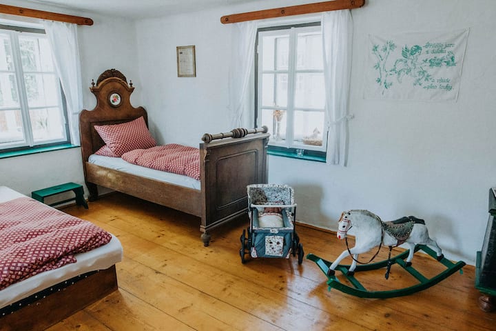 საძინებელი 1