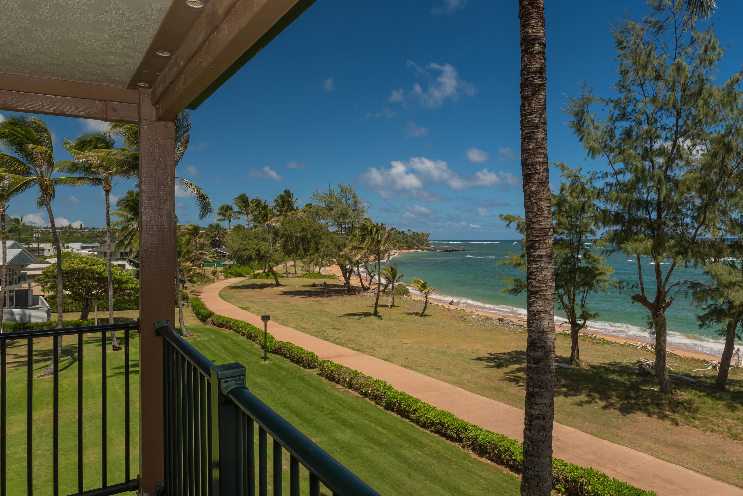 Condo in Kapaa · ★4.89 · 1 bedroom · 2 beds · 1 private bath - Image 3