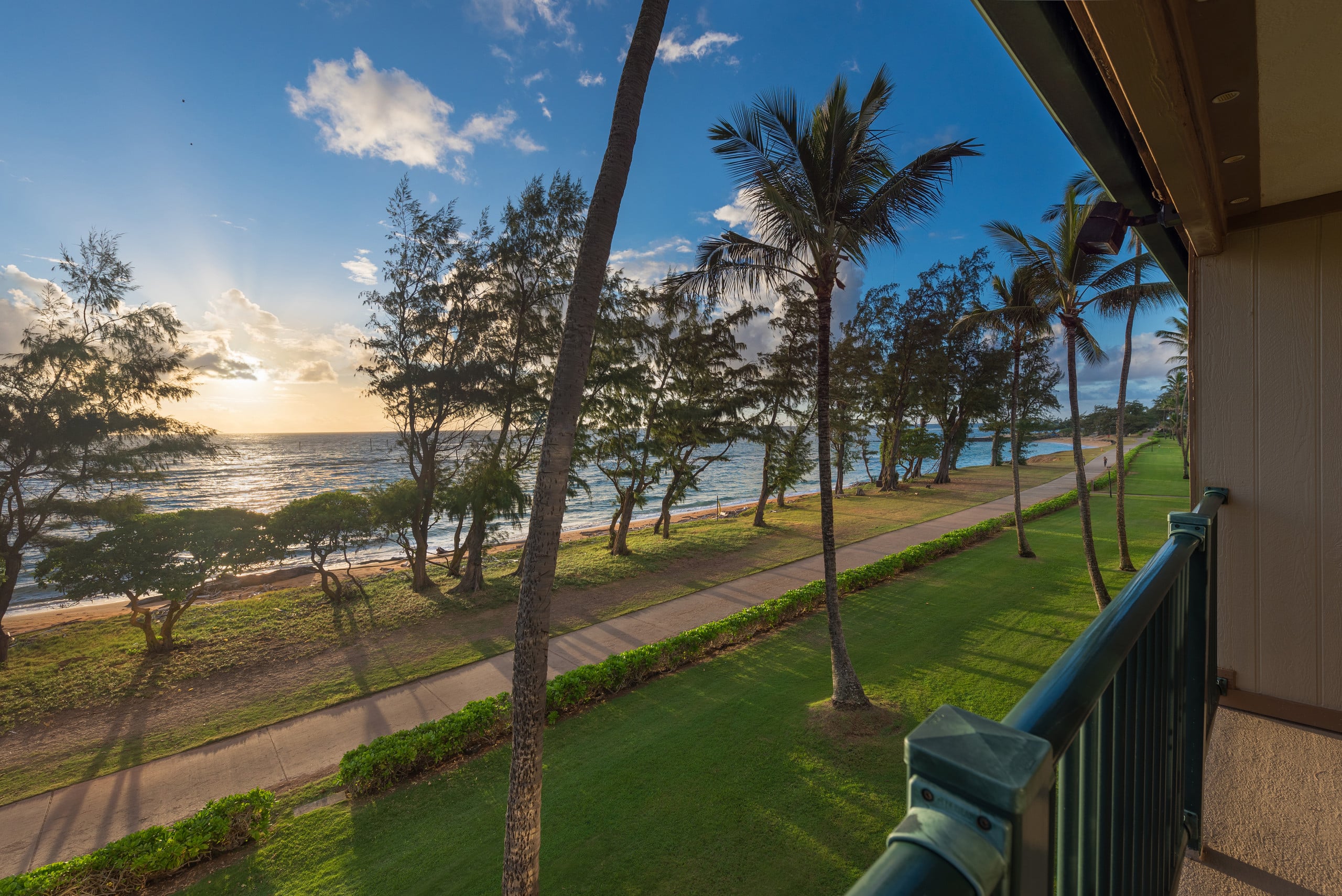 Condo in Kapaa · ★4.89 · 1 bedroom · 2 beds · 1 private bath - Image 6