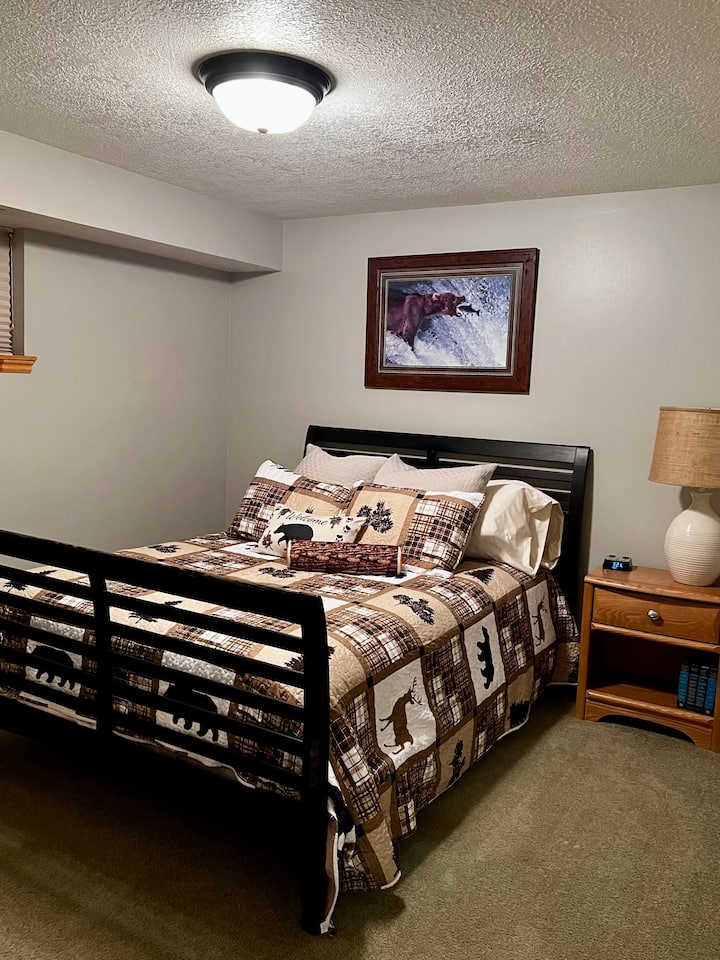 Downstairs Full Bedroom