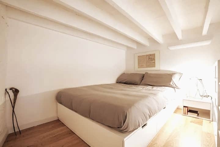 Брачниот кревет на поткровјето