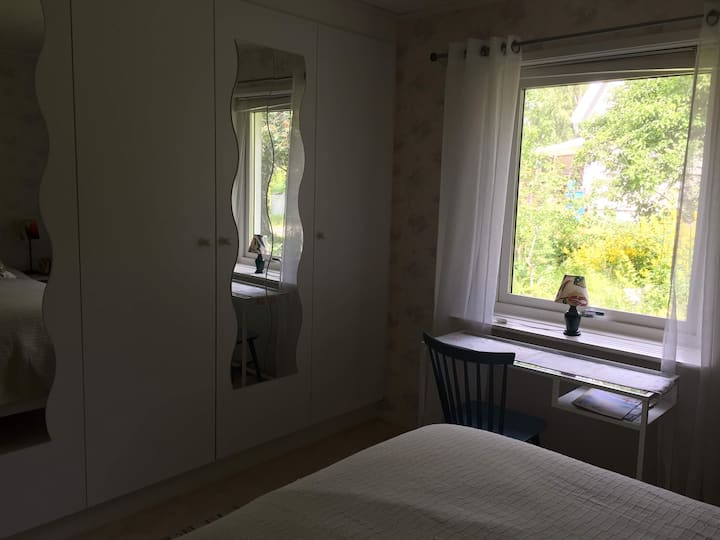 Villa”paradiset”åmmeberg, Bad, Golf, Mataffär 7/24 - Askersund