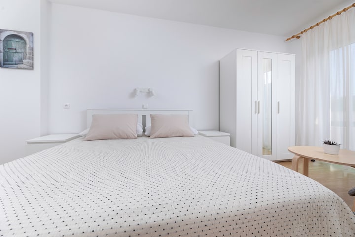 Schlafzimmer 2