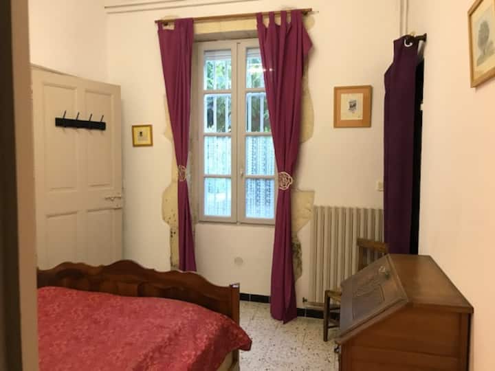 Ideal holiday: Provencal house sleeps 12