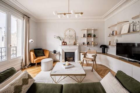 Haussmann Luxury Apartment Village Paris