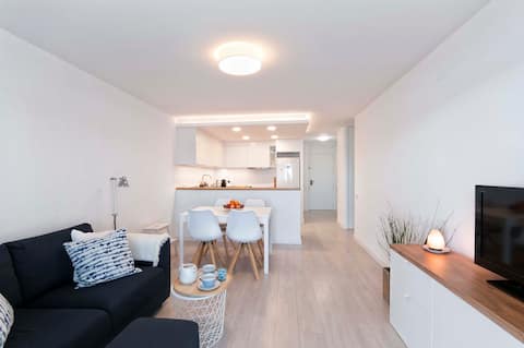 Anuncio de Airbnb popular: The best ocean view in Alicante with own beach en Alacant / Alicante
