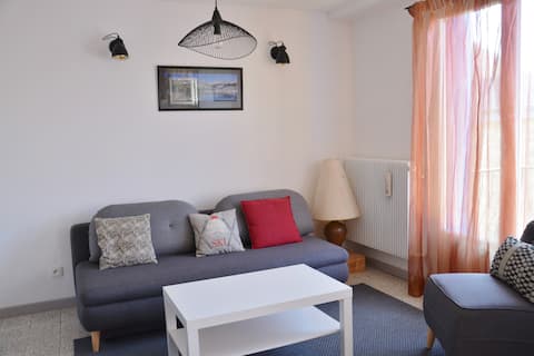 Propriété Airbnb réussie: Apartment in house in the village. à Les Angles