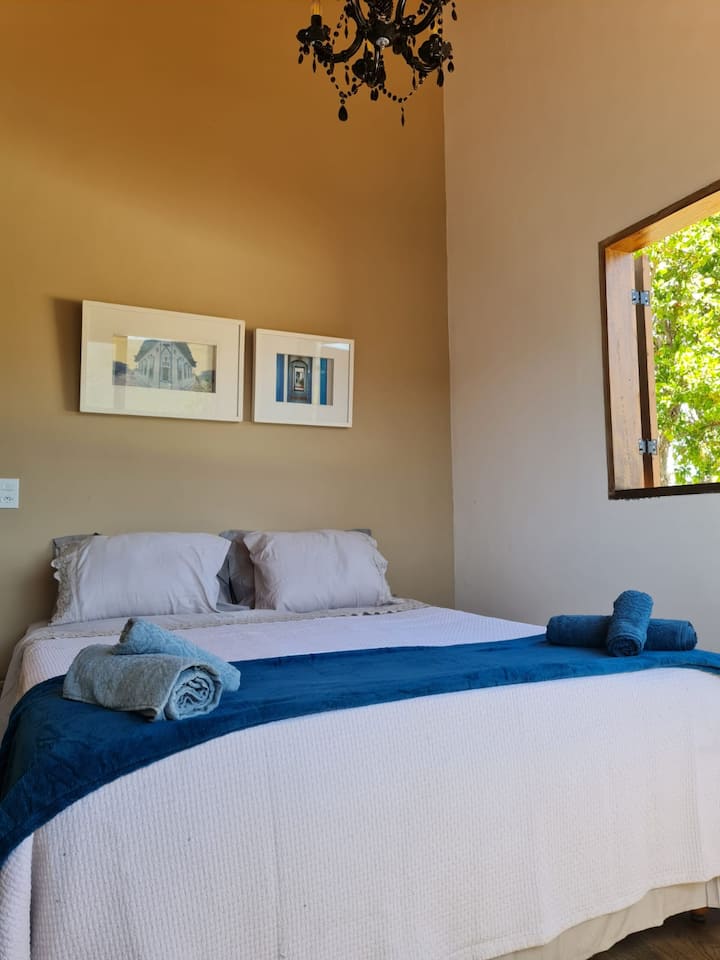 Suite parentale - lit queen size avec canapé-lit d'appoint