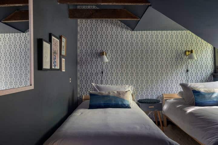 Bedroom #3: The blue room with two twin beds. 