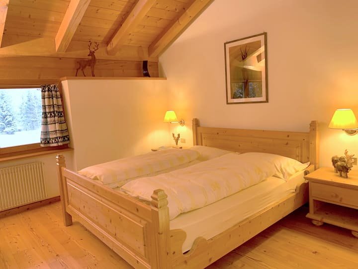 Stanza n. 2 posti letto - Bedroom with 2 bed places