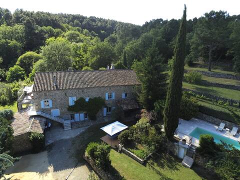 Mas en pierre - pool - Sud Ardèche