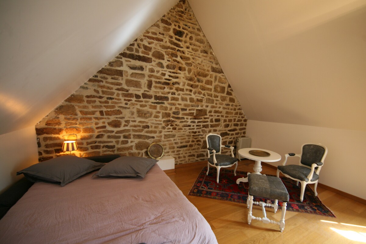 Спалня 2 от 25 м ² с греди