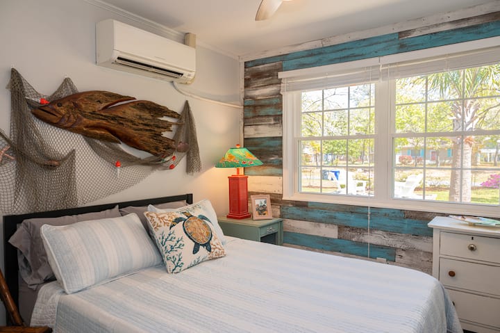 Spavaća soba sa sirenama (spavaća soba br. 2)