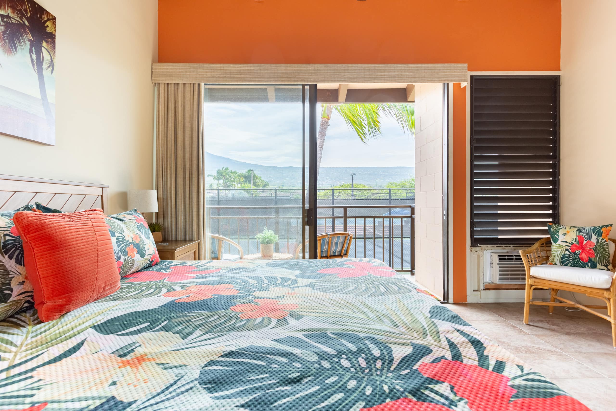Condo in Kailua-Kona · ★4.86 · 2 bedrooms · 2 beds · 1 bath - Image 11