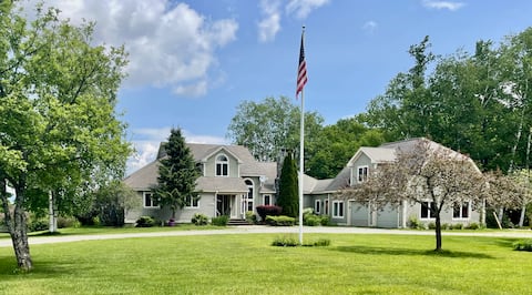 Enjoy Every Season at this Incredible Estate !