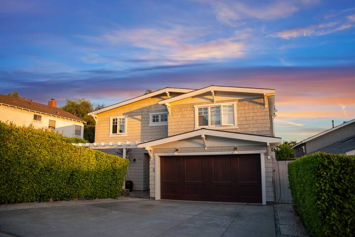 Hermosa Beach Oasis with Pool & Jacuzzi – Private! gallery image 2