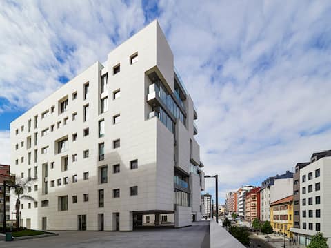 A Unique Space in Paradise Capital