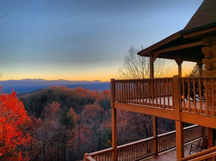 Sky Cove Retreat Great Smoky Mtns, King Bed, WiFI Cabins for Rent in