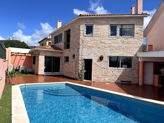 House Qiu with Swimming pool /ocean view