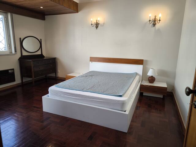 House Qiu with Swimming pool /ocean view gallery image 3