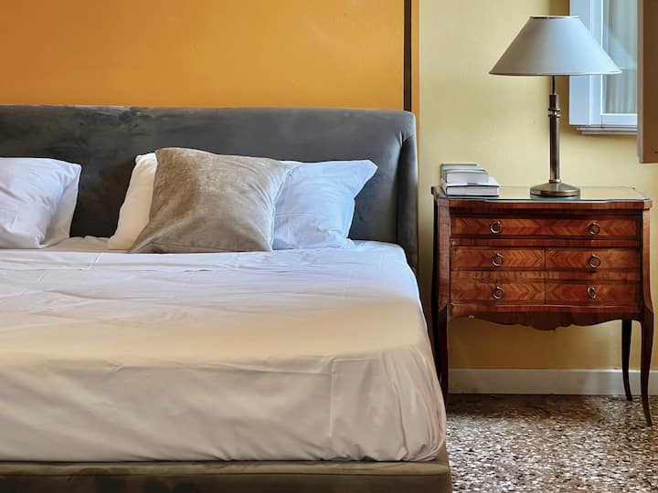 dormitorio con detalles