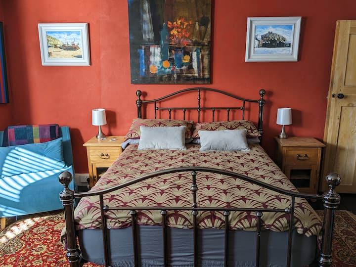 Family room with double bed, single sofa bed and 4ft double sofa bed.