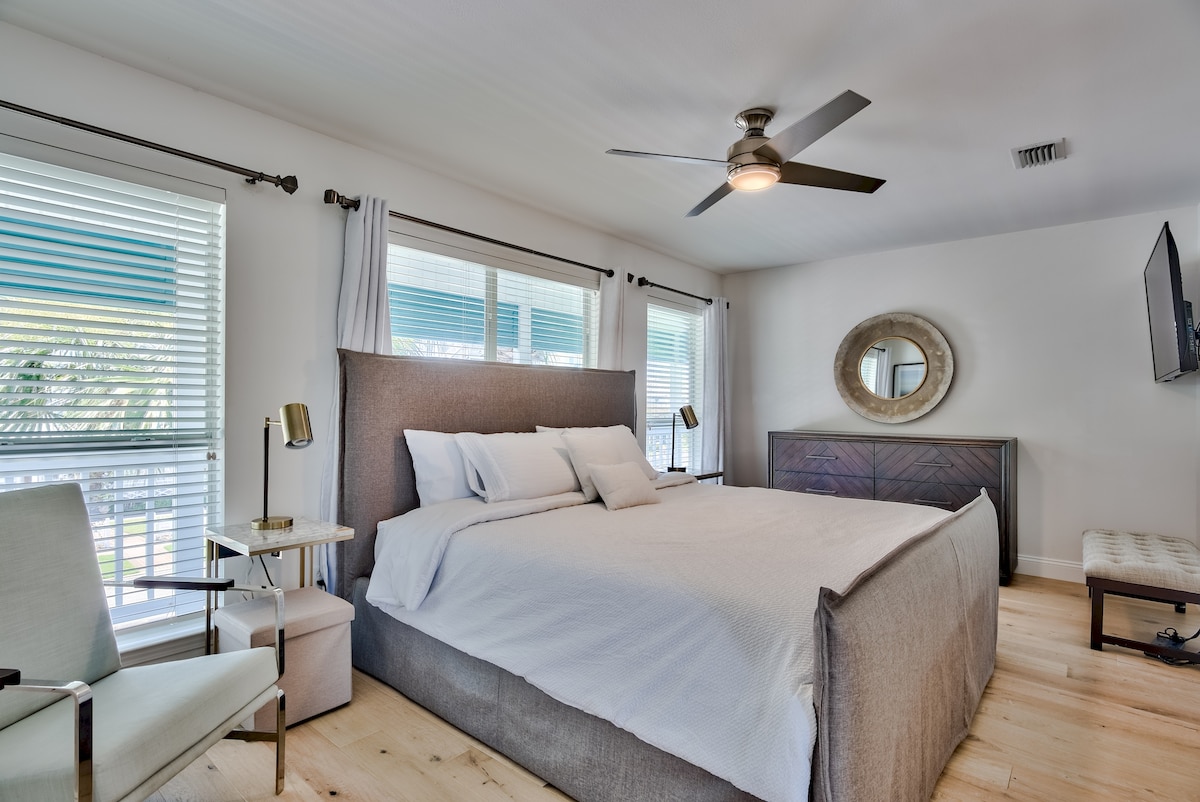 Upstairs Master Bedroom