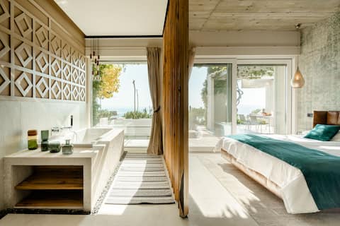 Unique View Luxury Spa Apartment