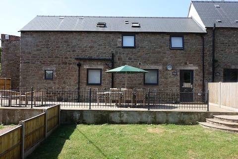 Barn Owl Cottage great for family or group holiday