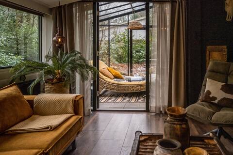 Boutique Bungalow No.2 met sauna, hottub en boskas