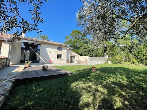 Charming house in Drôme Provençale