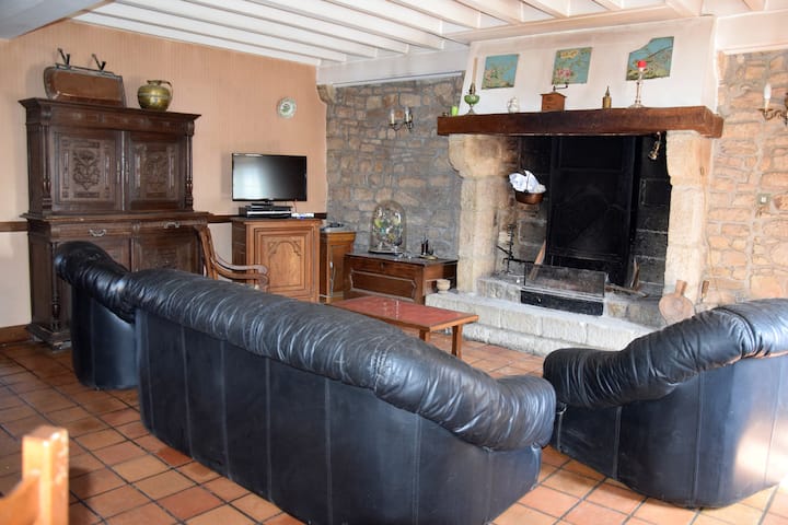 Corps De Ferme 19ème Siècle - Saint-Vaast-la-Hougue