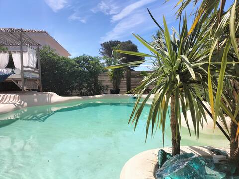 Beachfront villa/Carry le Rouet/Heated Pool