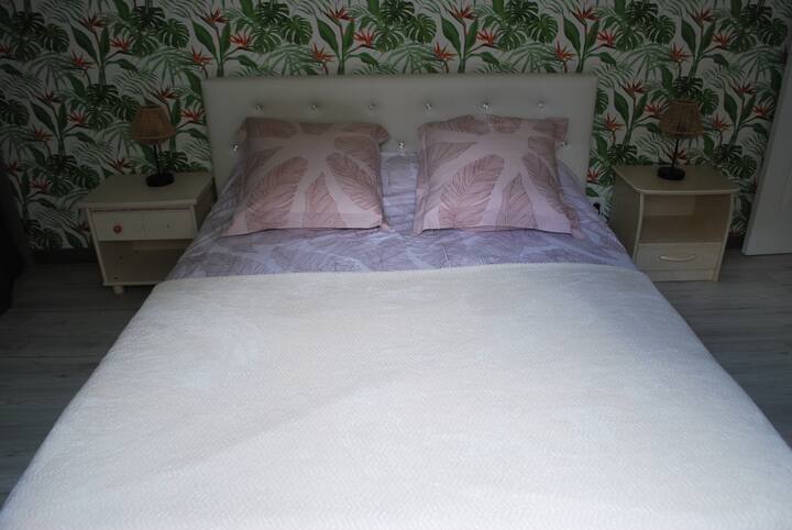 საძინებელი 1