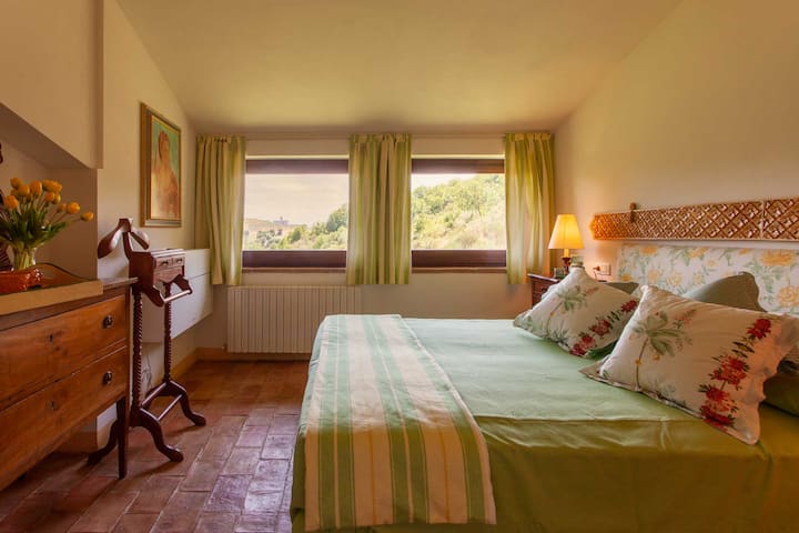 საძინებელი 2