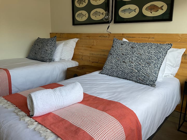 Tercer dormitorio, opción de dos individuales o un rey