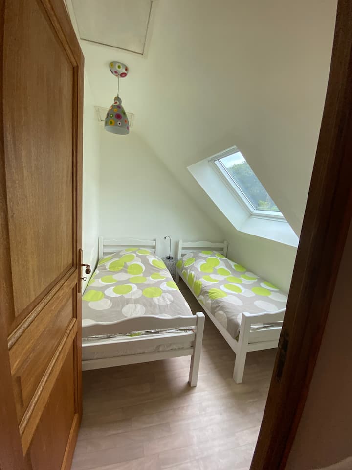 Chambre 3 (2 lits 90 x 190)