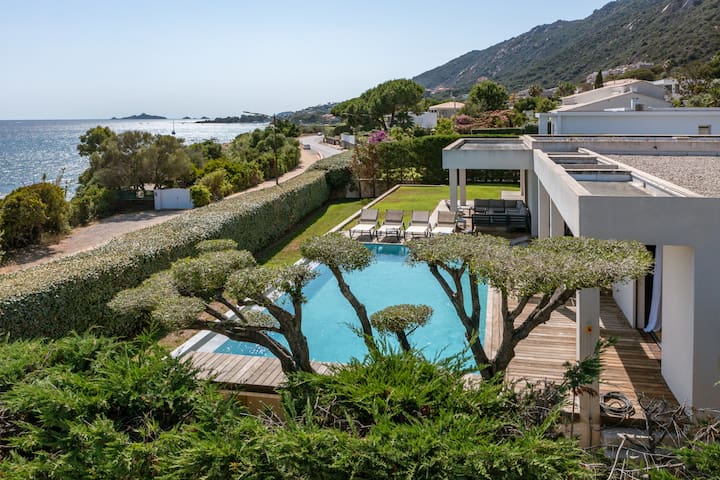 Bastien Jean Patrick Benjamin managed Airbnb listing 3