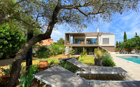 Beautiful villa 3 km from the beach