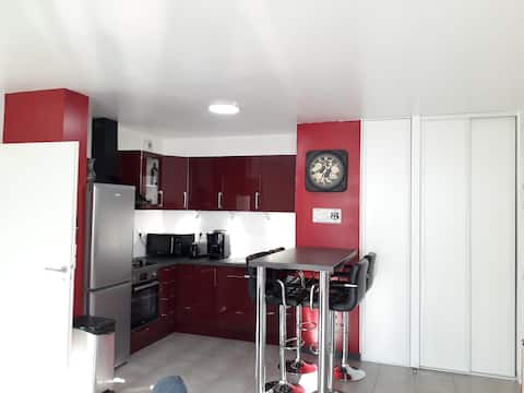 Top Airbnb: Bayonne - 2 bedroom apartment - sleeps 4 à Bayonne