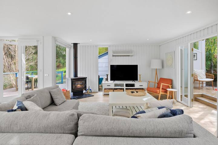 Otway Charm – Lorne Holiday Stays gallery image 4