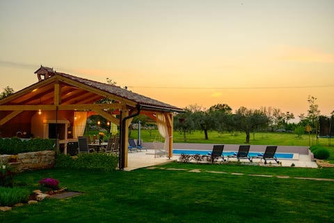 Villa SAN - modern family stone house + EV charger