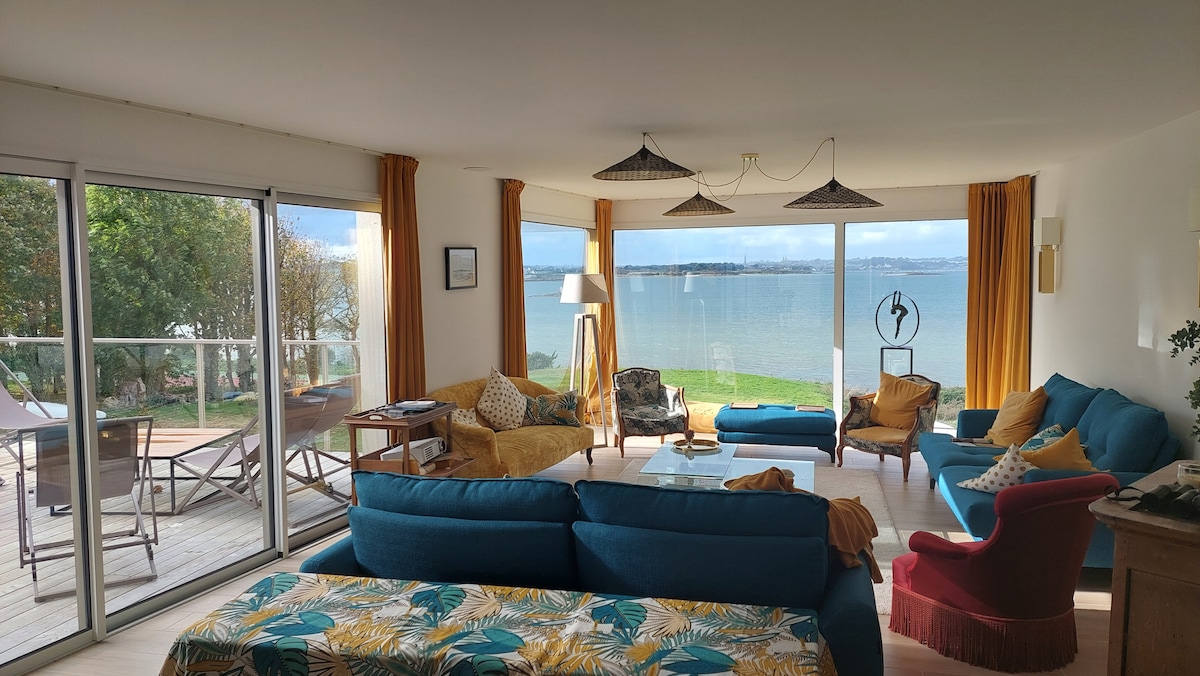 Top Airbnb: Exceptional sea view villa with private beach access in Carantec