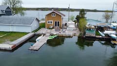 Waterfront+Cottage+in+the+1000+Islands+Gananoque