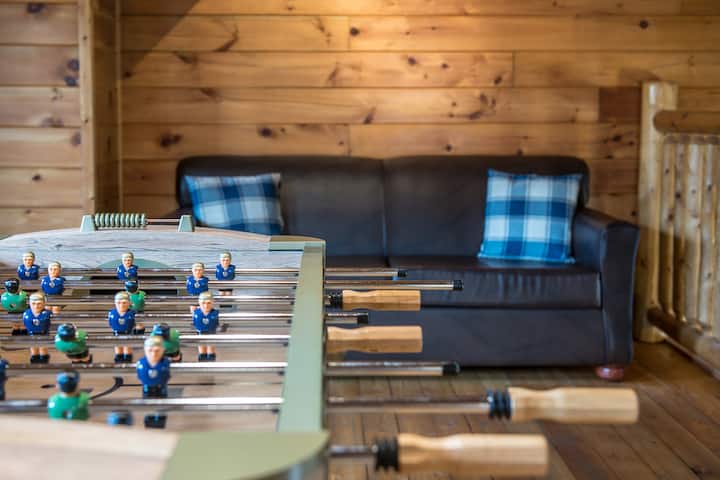 Užite si zábavný futbal!  HDTV vľavo.